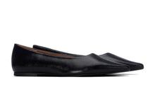 Load image into Gallery viewer, Pointed Ballerina Pumps Black
