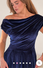 Load image into Gallery viewer, Quinn Indigo velvet dress