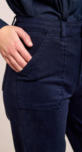 Load image into Gallery viewer, Tara Navy Wide Leg Jean