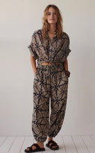 Load image into Gallery viewer, Summum Print Blouse