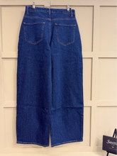 Load image into Gallery viewer, Nina Dark Denim Barrel Jean