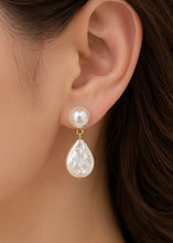 Load image into Gallery viewer, Celine Hammered Pearl Drop Earrings