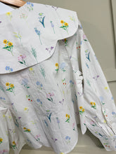 Load image into Gallery viewer, Floral Sailor Blouse