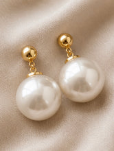 Load image into Gallery viewer, Celine Oversized Pearl Drop