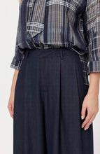 Load image into Gallery viewer, Feria Navy Wide Leg Trouser