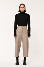 Load image into Gallery viewer, Humility Taylora Trousers Beige