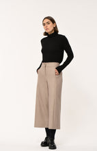 Load image into Gallery viewer, Humility Taylora Trousers Beige
