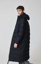 Load image into Gallery viewer, Tanta Snestorm Dark Navy