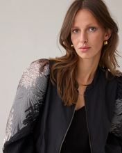 Load image into Gallery viewer, Summum Bomber Jacket Jaquard Sleeve