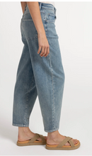 Load image into Gallery viewer, Yaya Loose fit Jean