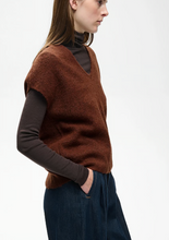 Load image into Gallery viewer, Inwear GunaIW Top in Brandy Brown Melange