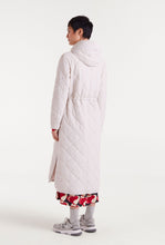 Load image into Gallery viewer, Clara quilted coat
