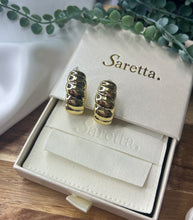 Load image into Gallery viewer, Sophia Gold Chunky Hoops
