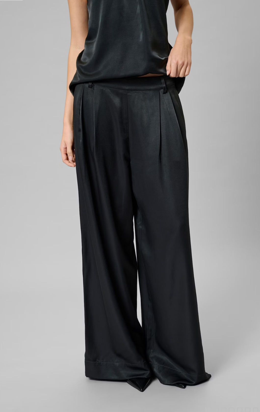 MEW Estelle Wide Leg Trouser in Asphalt