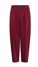 Load image into Gallery viewer, InWear Zella Barrel Leg Cabernet
