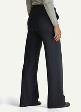 Load image into Gallery viewer, Para Mi Mira Twill Trouser in Navy

