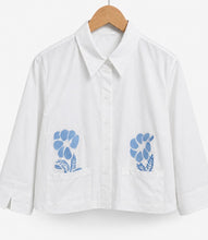 Load image into Gallery viewer, More &amp; More Cropped Poplin Blouse White
