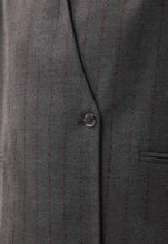 Load image into Gallery viewer, Humility Laric Sleeveless Jacket
