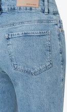 Load image into Gallery viewer, More &amp; More 5 pocket Marlene Jeans
