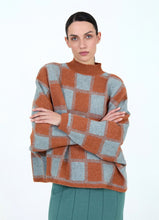 Load image into Gallery viewer, Skatie Square Knit Sweater
