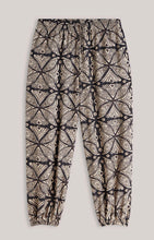 Load image into Gallery viewer, Summum Harem Trousers
