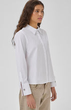 Load image into Gallery viewer, MEW Sunna Deco Cuff Shirt
