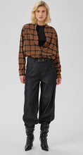 Load image into Gallery viewer, MEW Kendel Barrel Jean
