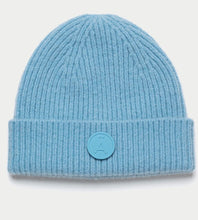 Load image into Gallery viewer, Tanta Geada Beanie Sky Blue
