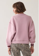 Load image into Gallery viewer, Summum Pink Sweatshirt
