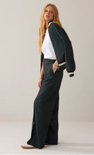 Load image into Gallery viewer, Summum Glitter Trousers
