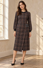 Load image into Gallery viewer, Feria check Dress
