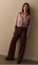 Load image into Gallery viewer, Yasmine Wide Leg Trs Fudge Purple
