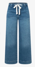 Load image into Gallery viewer, More and More Mid Blue Ankle Grazer
