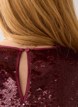 Load image into Gallery viewer, Summum Sparkle Top
