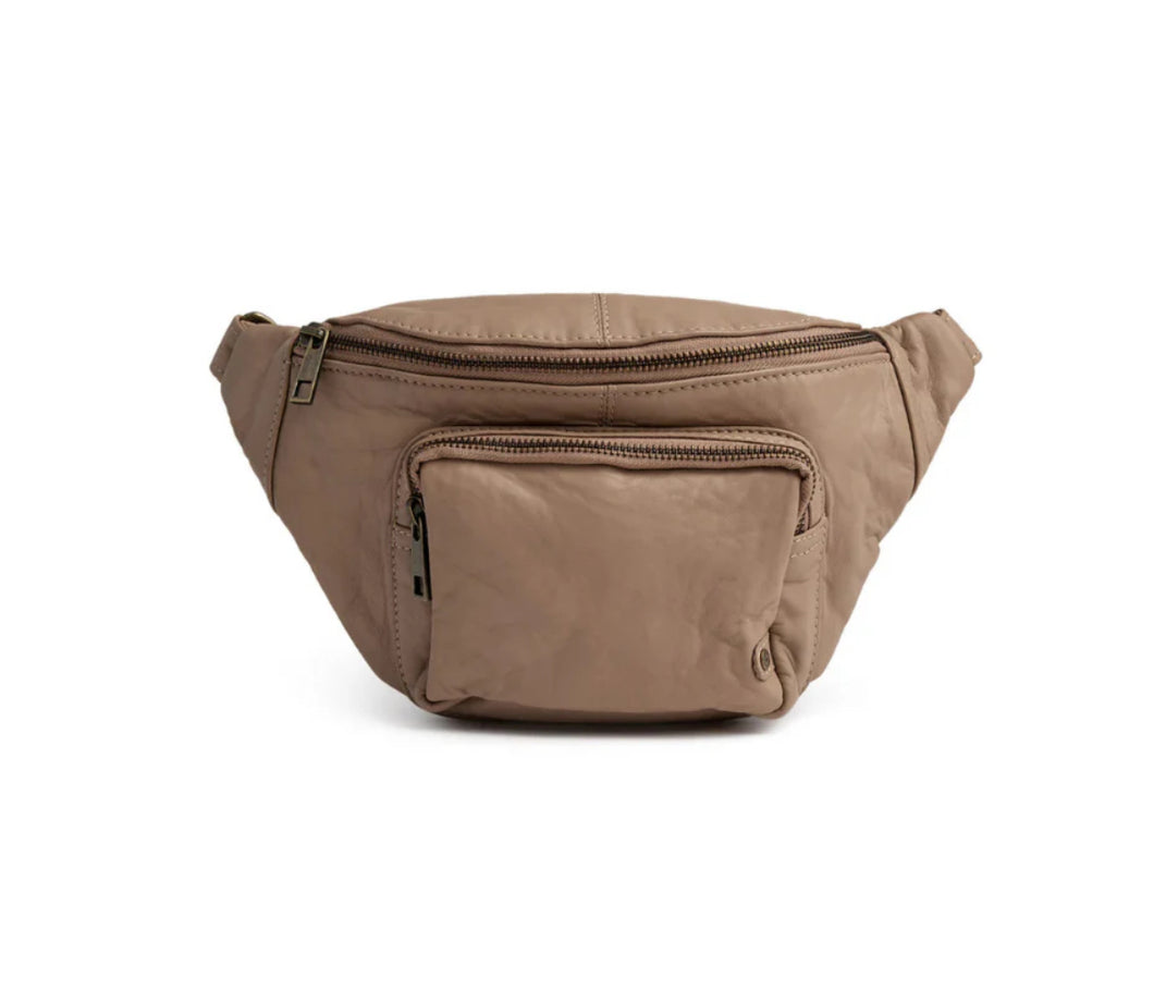 Depeche 13396  Latte Leather Bumbag