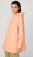 Load image into Gallery viewer, Tanta Brouillard Peach Blossom
