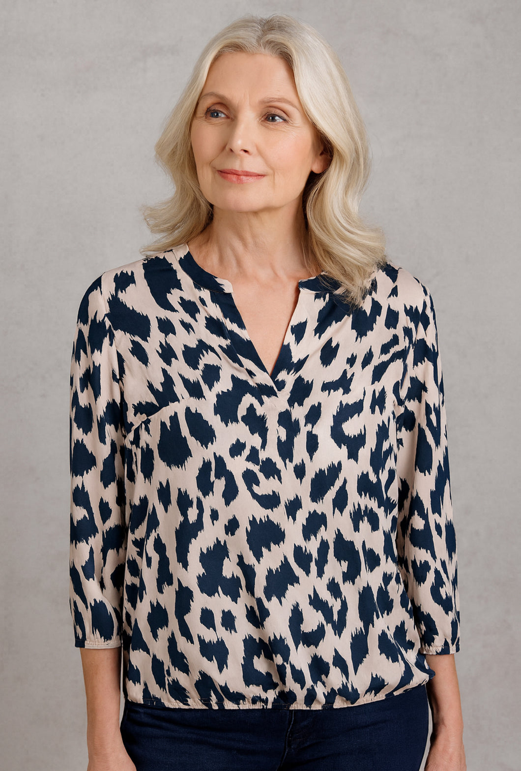 Yew Printed Navy Top