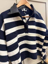 Load image into Gallery viewer, Connie Stripe Top contrast Collar
