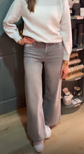 Load image into Gallery viewer, Yasmine Wide Leg Jeans
