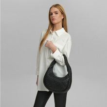 Load image into Gallery viewer, Depeche Small Clutch Black 16462
