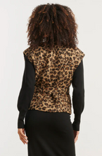 Load image into Gallery viewer, Sadie 25543 CAMEL/BLACK GILET
