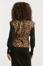Load image into Gallery viewer, Sadie 25543 CAMEL/BLACK GILET
