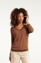 Load image into Gallery viewer, Sadie 25670 Top Brown
