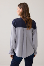 Load image into Gallery viewer, Summum Mix Navy Sweat/Shirt
