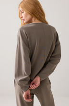 Load image into Gallery viewer, Summum Dark Camo Modal Top
