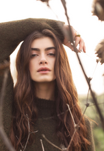 Load image into Gallery viewer, Summum Embellished Sweater
