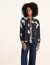 Load image into Gallery viewer, Faye Printed Shirt
