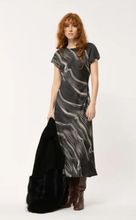 Load image into Gallery viewer, Faye Evara Dress
