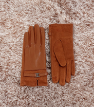 Load image into Gallery viewer, PR Marnie Glove Tan
