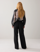Load image into Gallery viewer, Summum Pinstripe Straight Trousers
